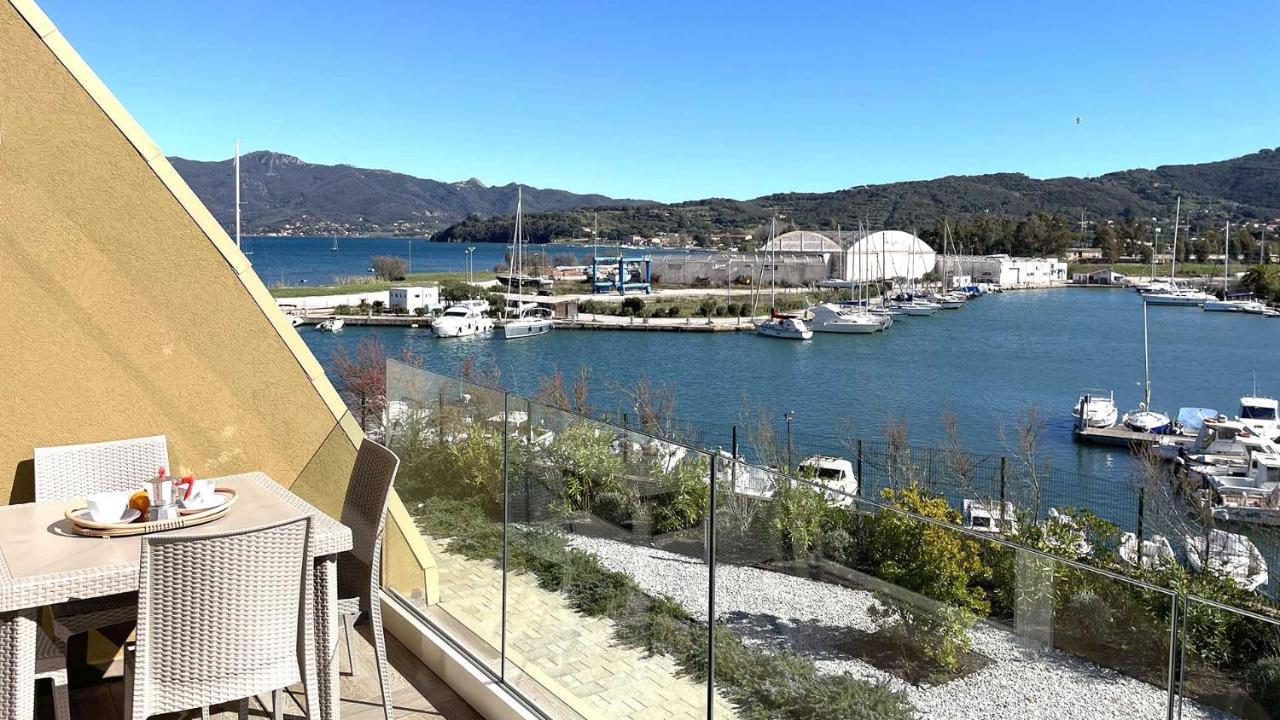 Fronte Mare Suites - Argonautivacanze بورتوفيرّايو المظهر الخارجي الصورة